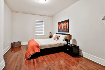 Majestik Downtown Apartment *