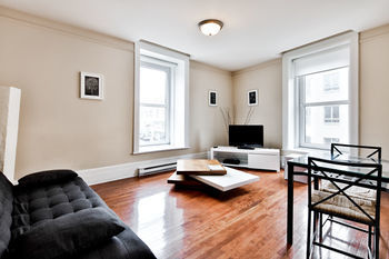 Majestik Downtown Apartment