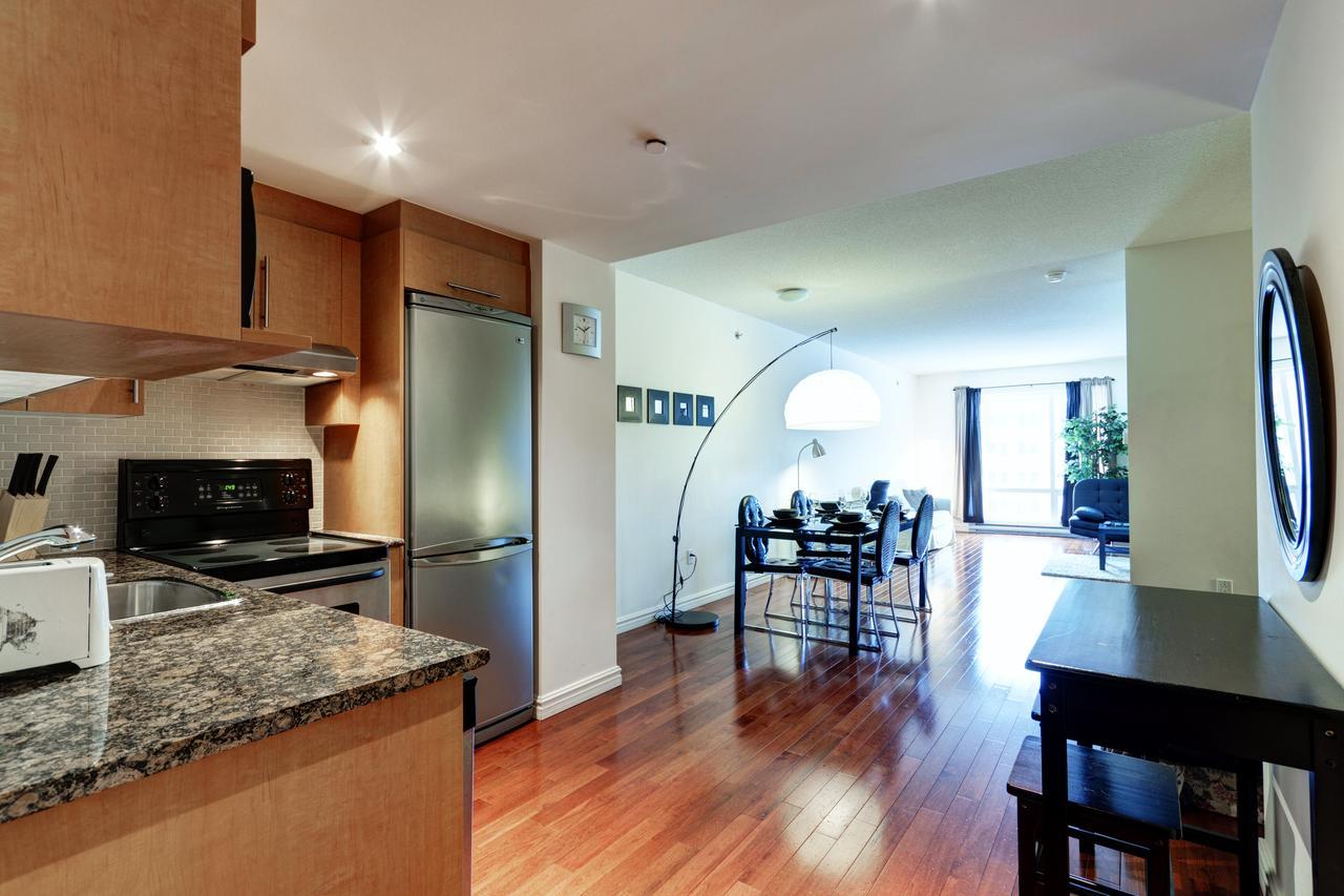 Bleury Furnished Apartment