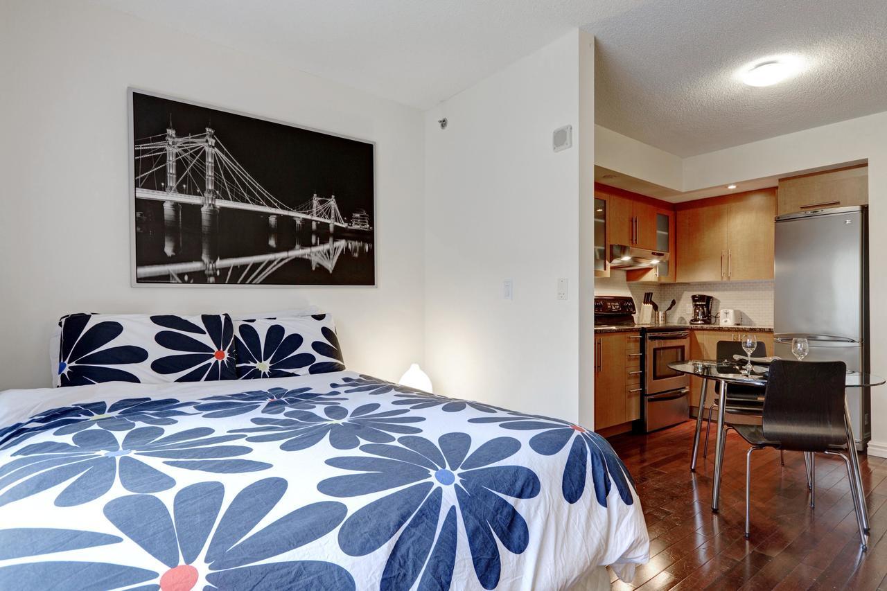 Bleury Furnished Apartment