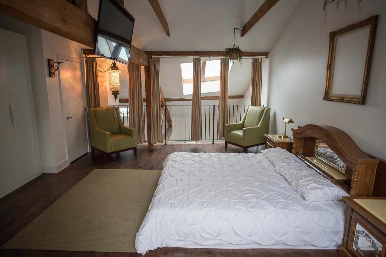 3-storey Penthouse With Old Port View Aparthotel