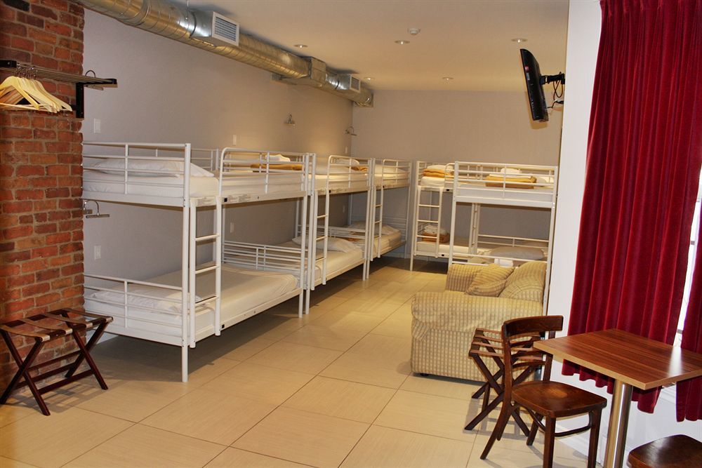 Hostel M *