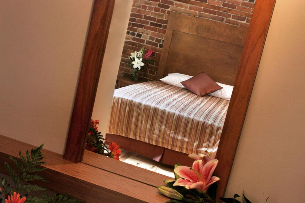 Abri Du Voyageur Hotel Montreal