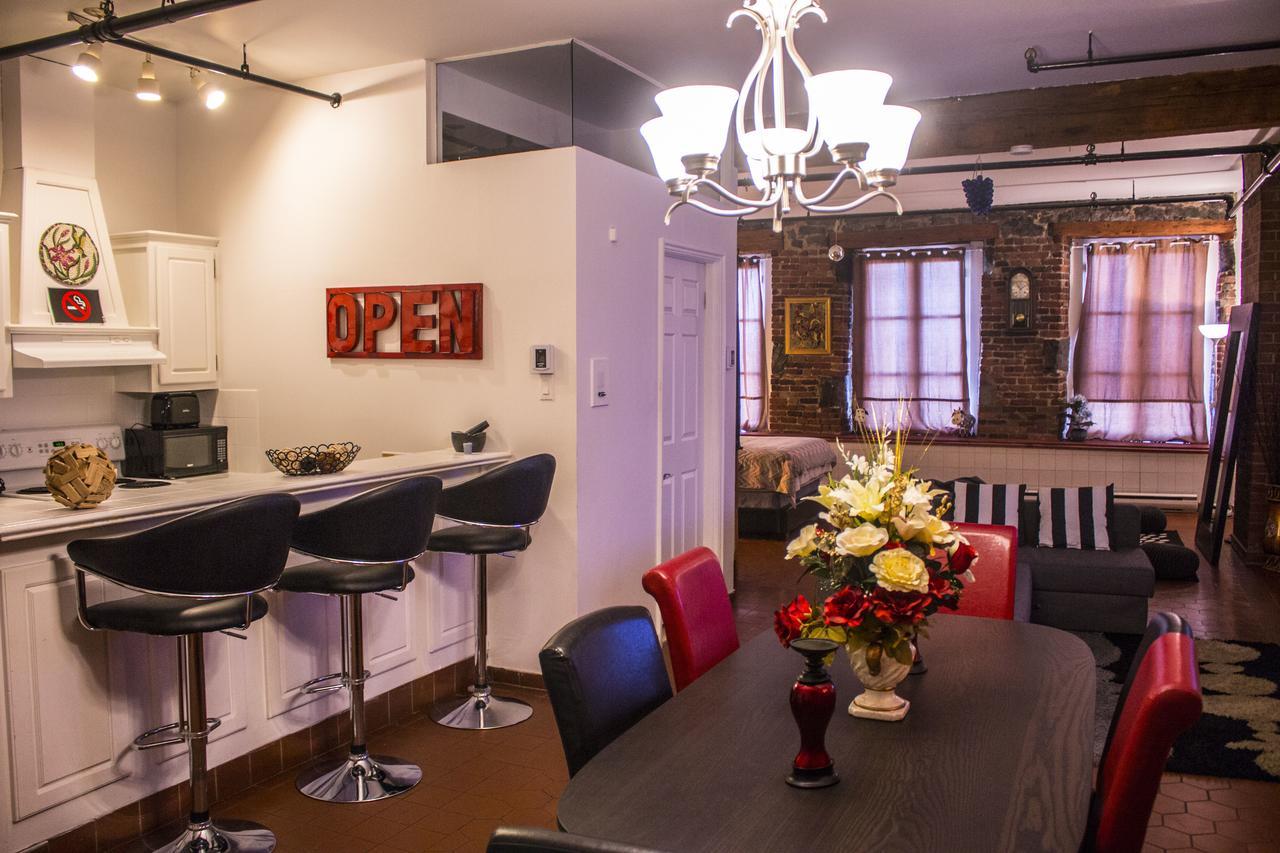 Fantastic Loft In Old Montreal Apartment *
