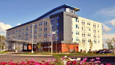 Aloft Airport Hotel 3*