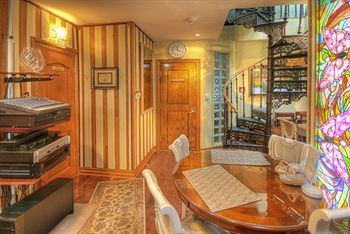 Hotel Chateau Saint-marc Montreal