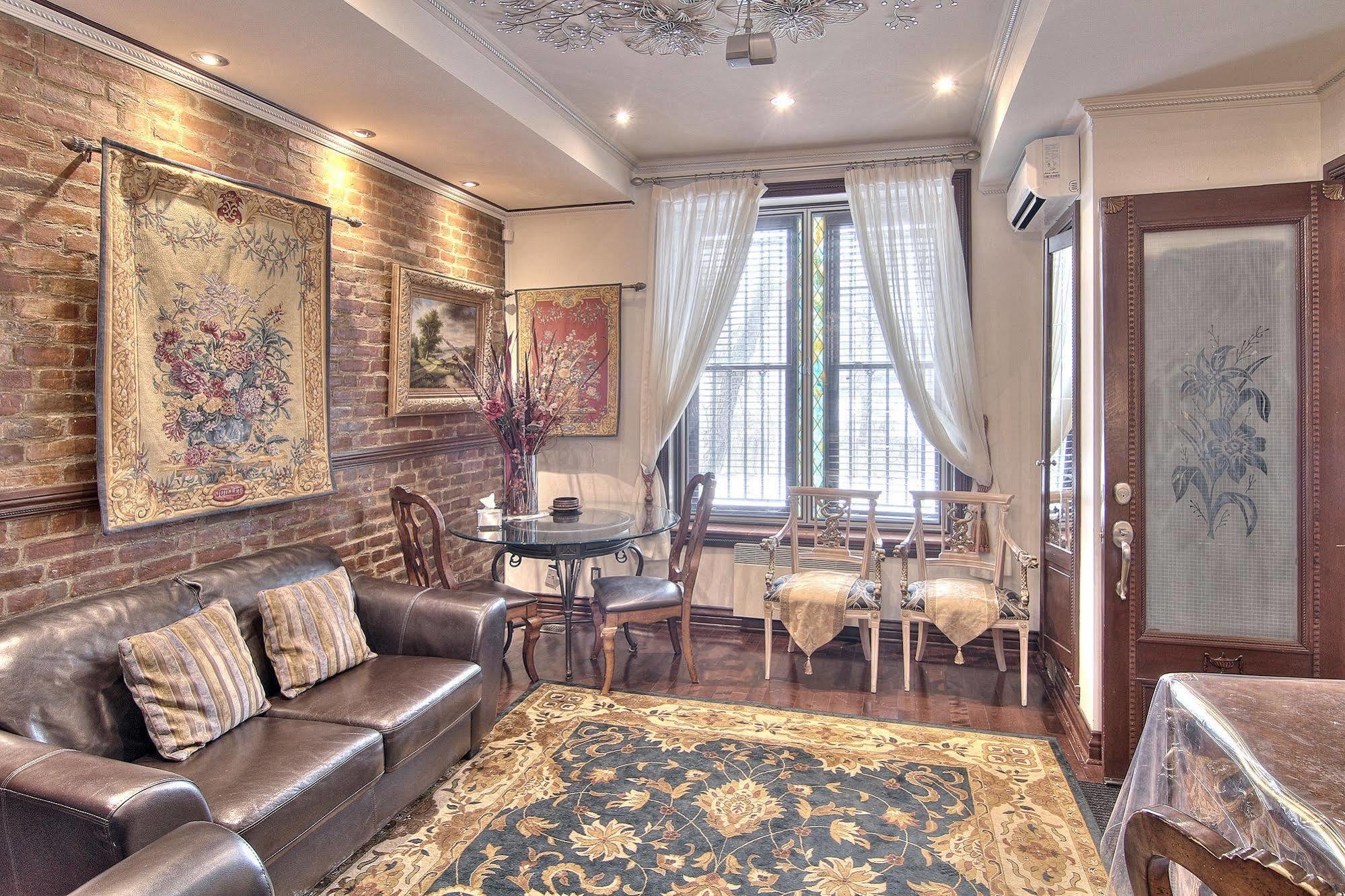 Chateau Saint-marc Hotel