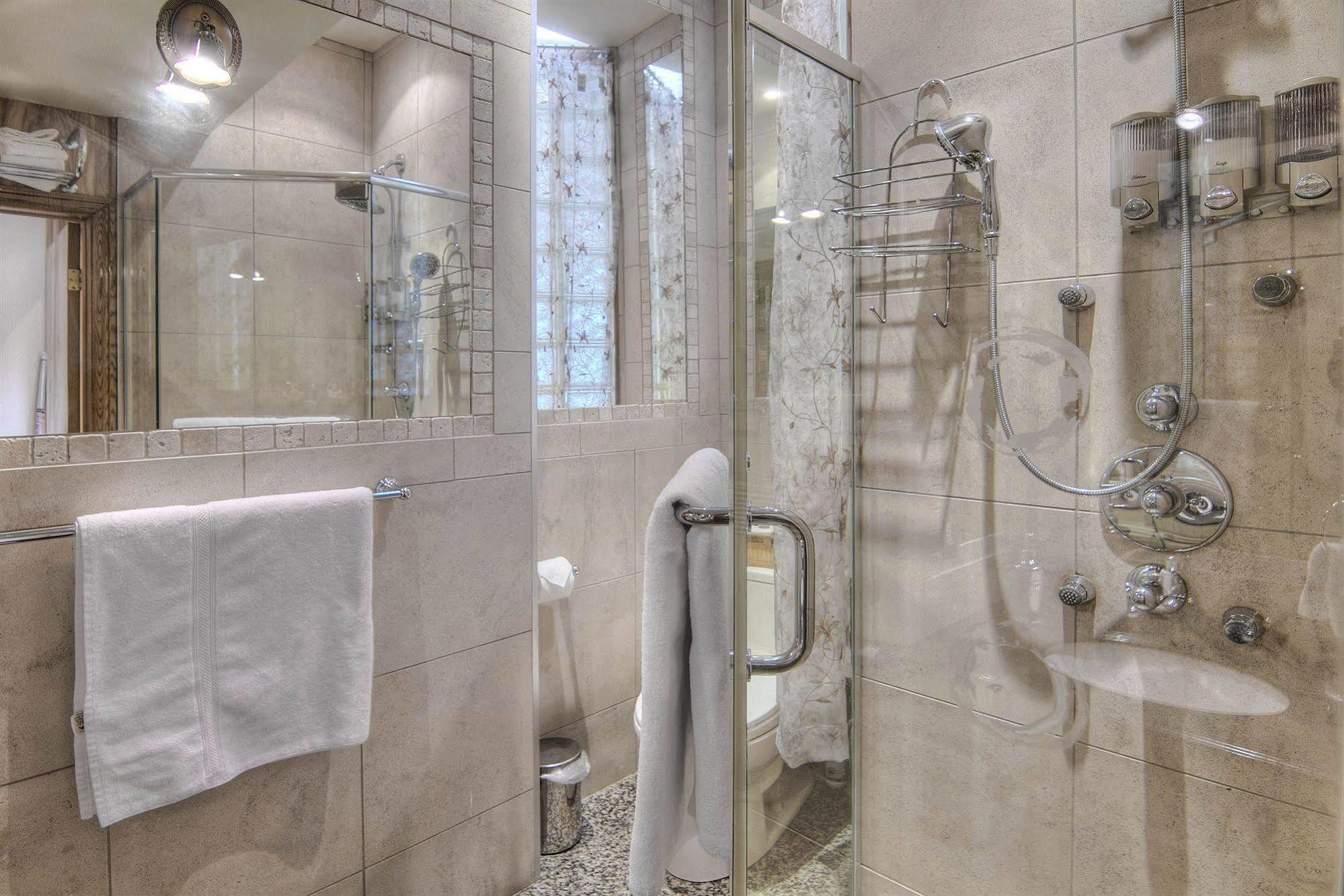 Chateau Saint-marc 4*