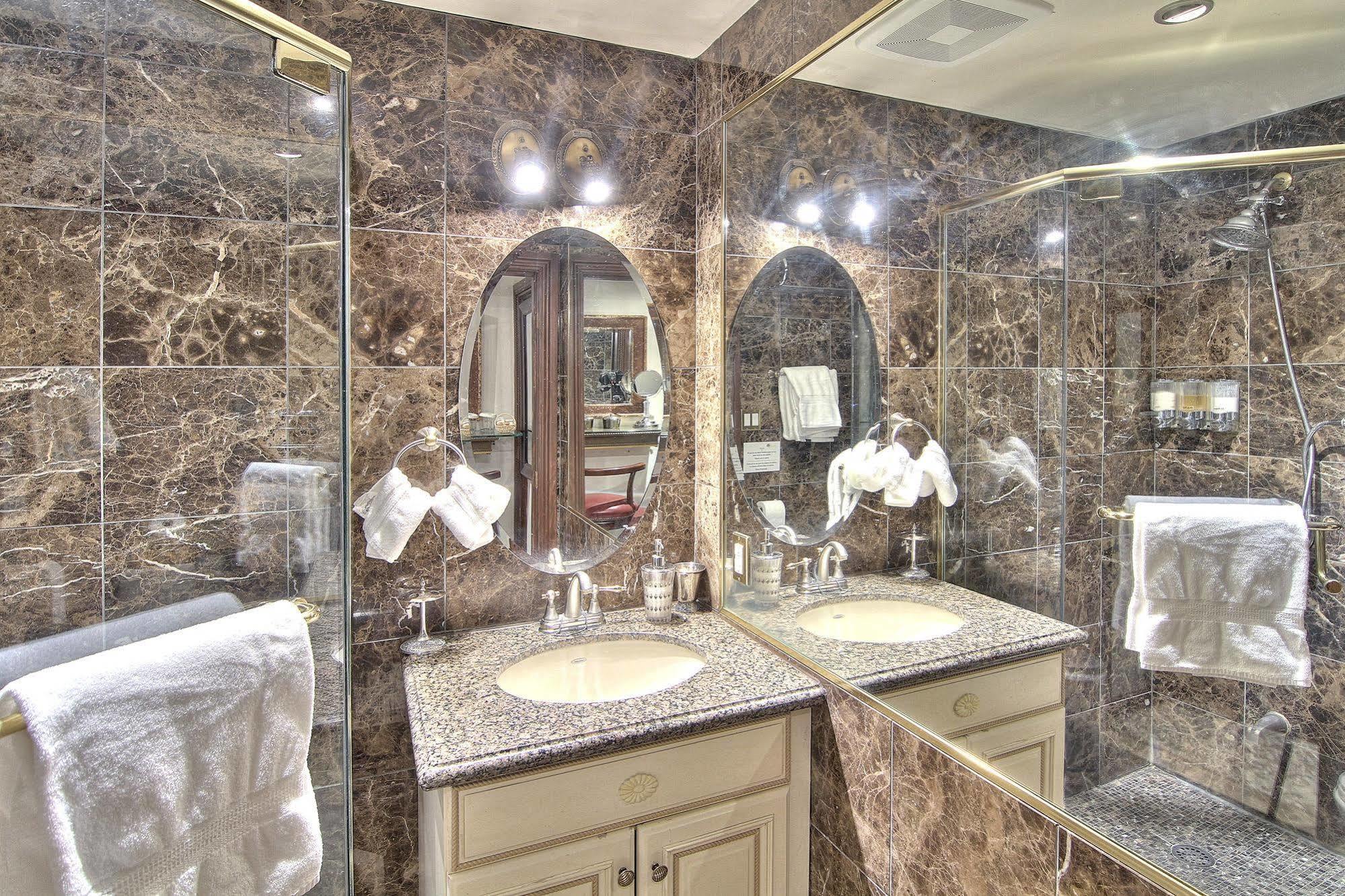 Chateau Saint-marc Hotel
