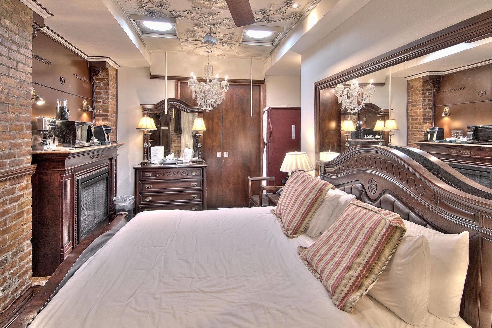 Chateau Saint-marc Hotel Montreal