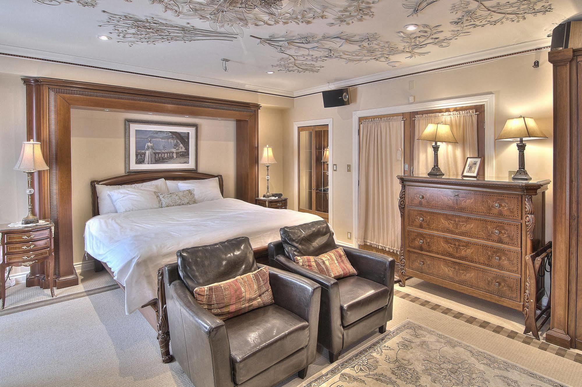 Chateau Saint-marc Hotel