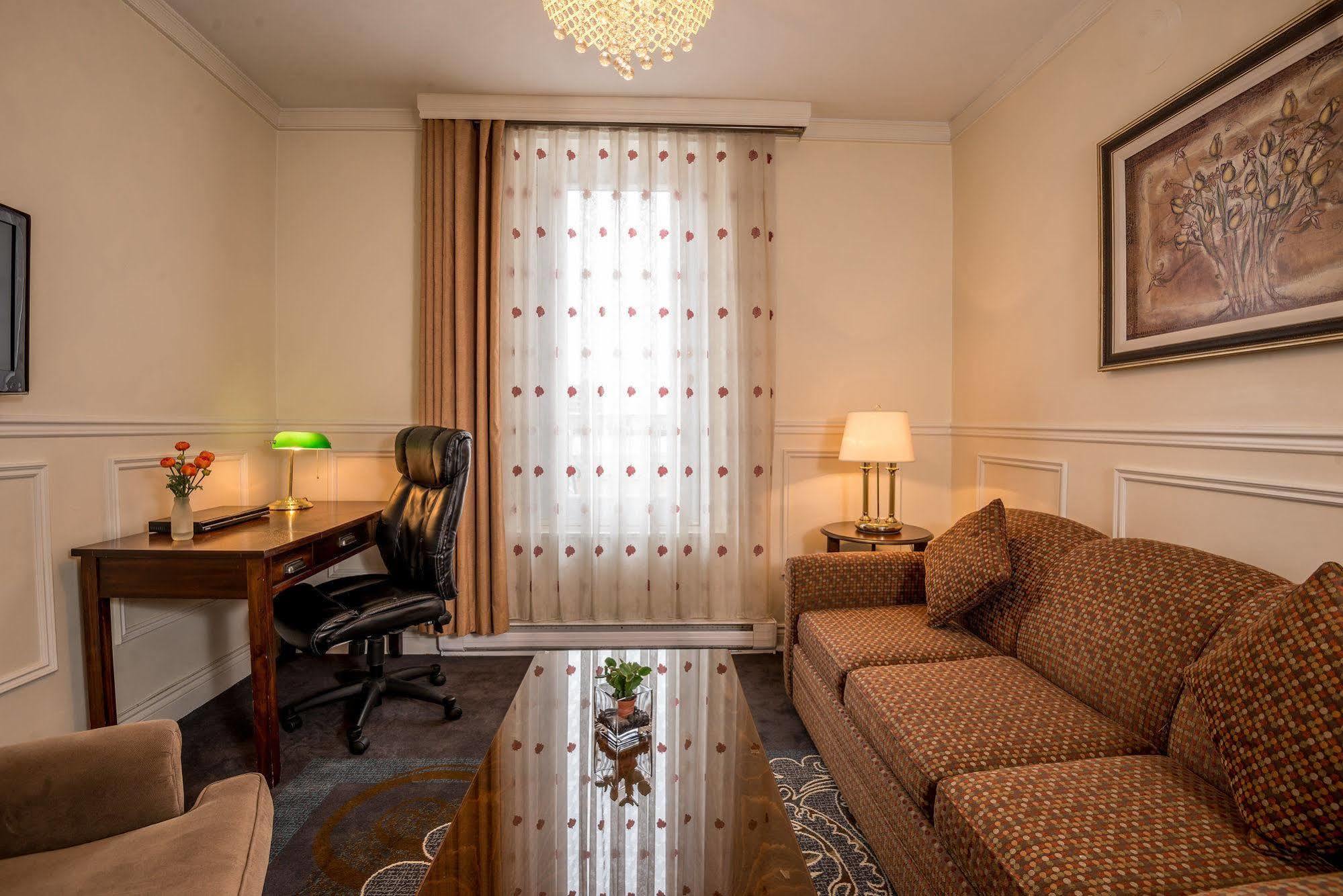 Aparthotel Parc Montreal