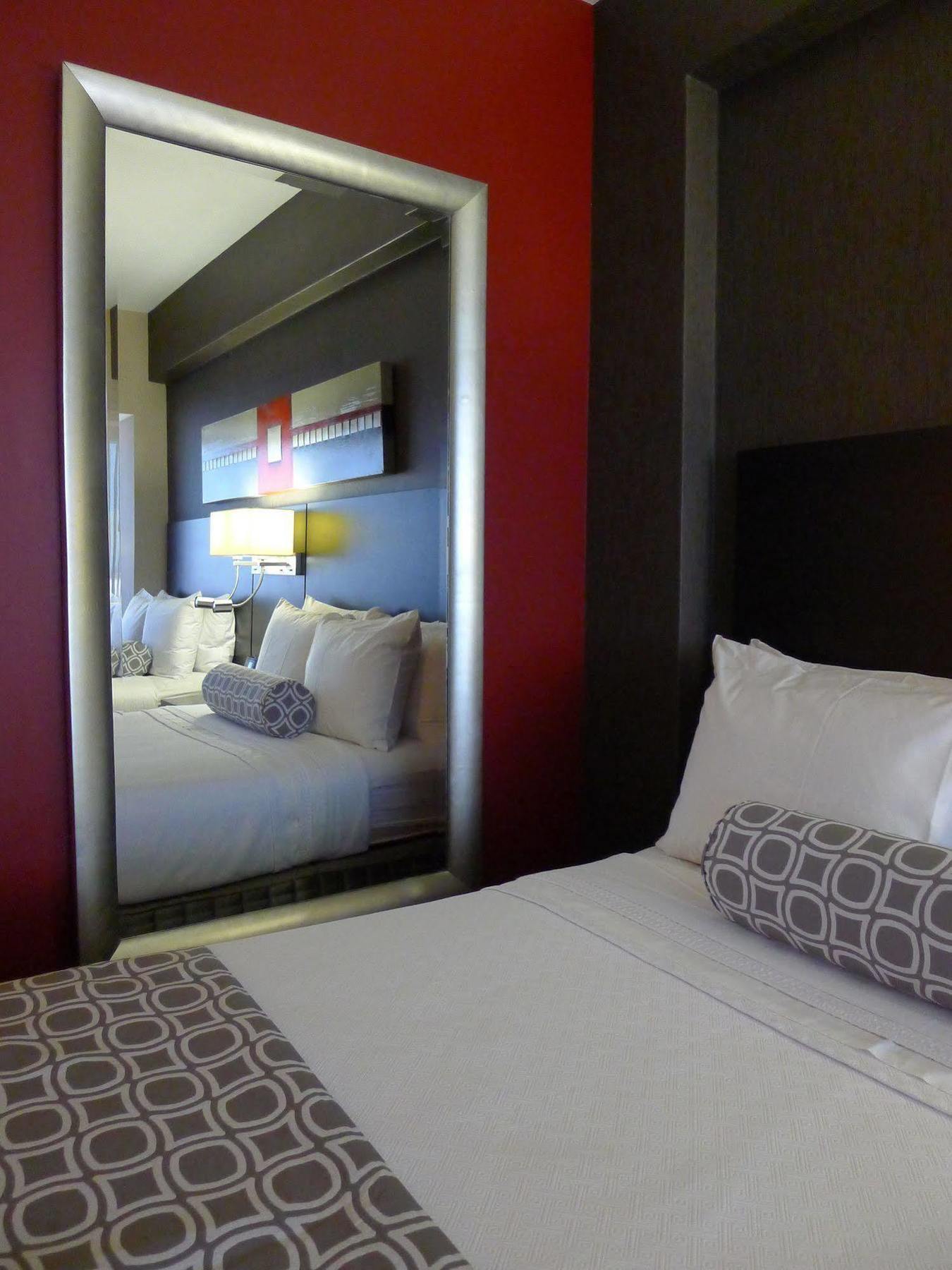Armon Plaza Airpt, Trademark Collection By Wyndham Hotel