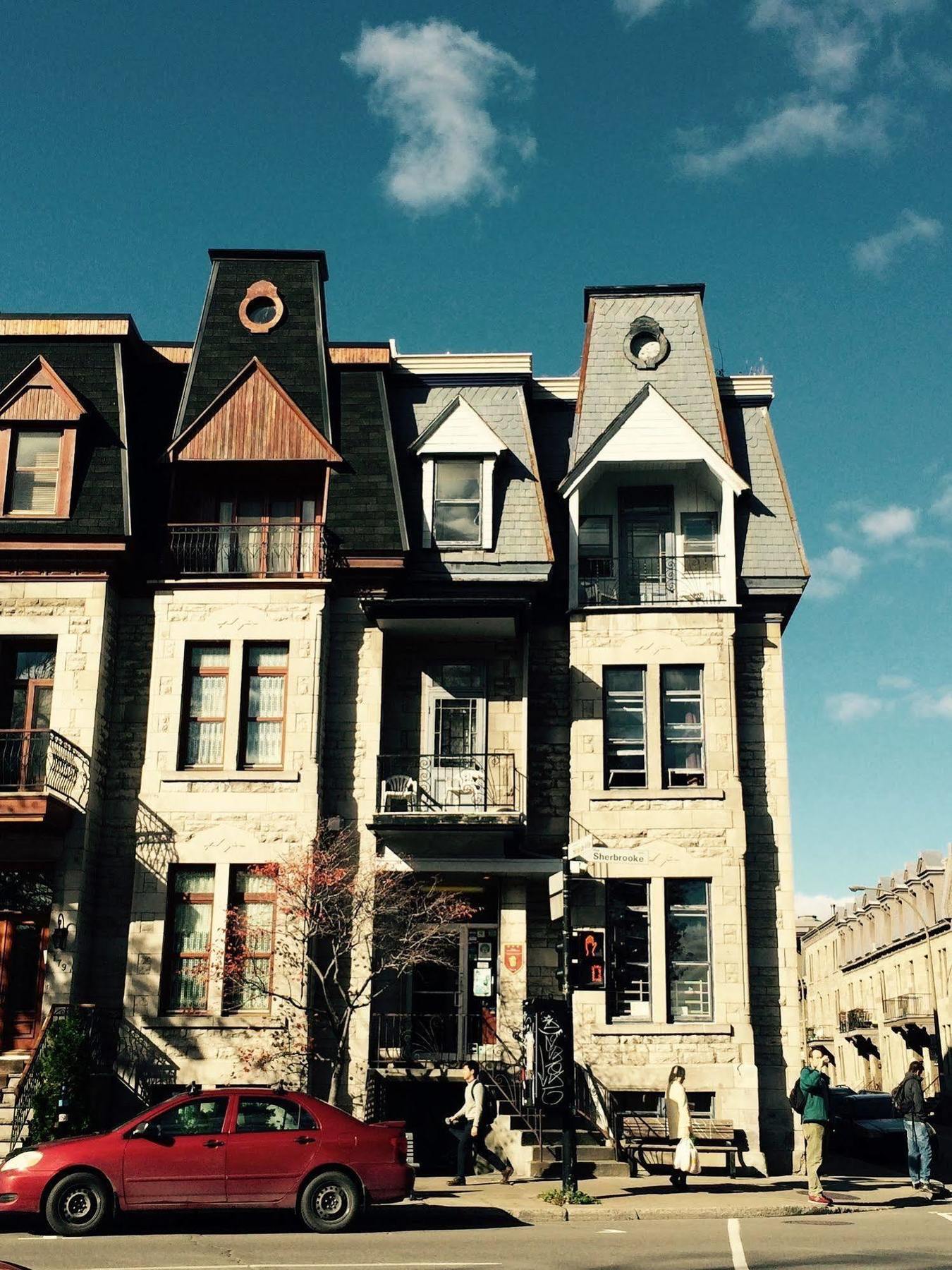 Hostel Auberge Du Plateau Montreal