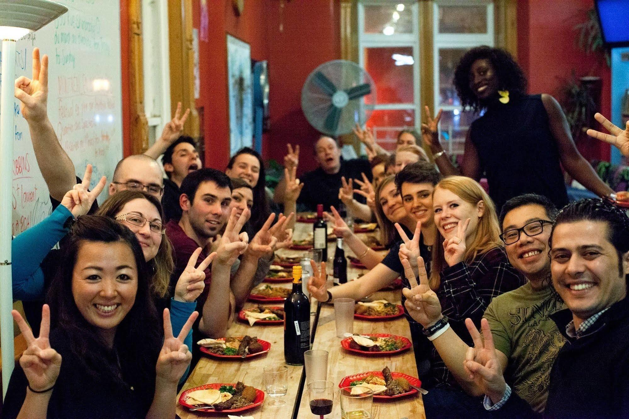 Auberge Du Plateau Hostel Montreal