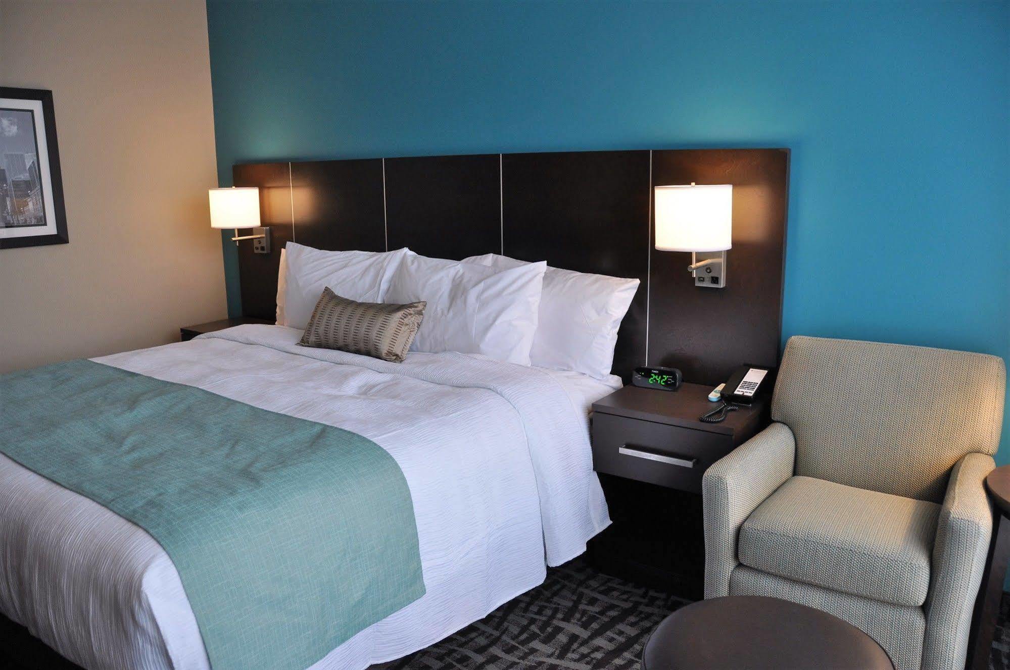Hotel Best Western Plus Hotel Montreal 4*