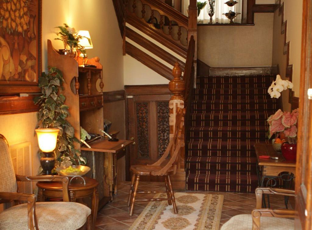 De La Place Royale Inn Montreal