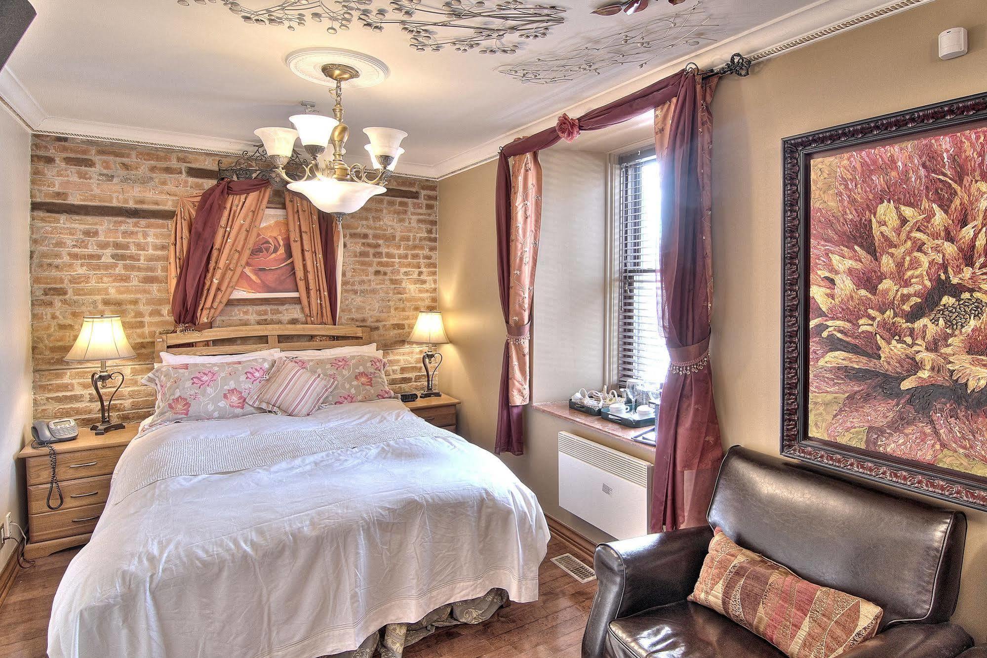 Chateau Saint-marc Hotel Montreal