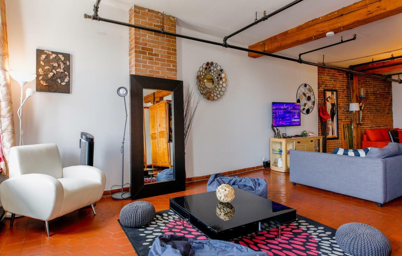 Fantastic Loft In Old Montreal Apartment Montreal