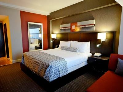 Armon Plaza Airpt, Trademark Collection By Wyndham Hotel 4*