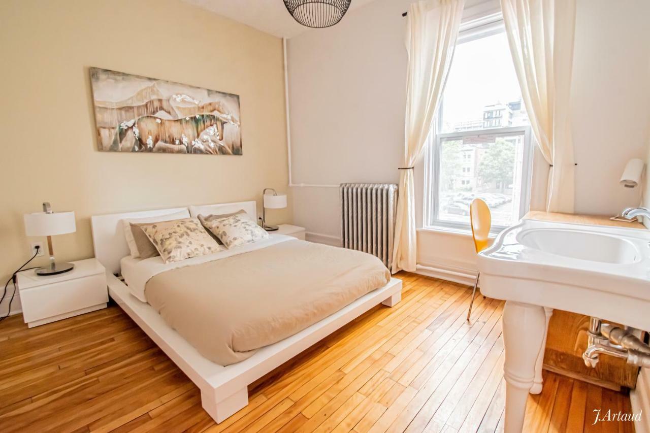 Auberge Du Plateau * Montreal