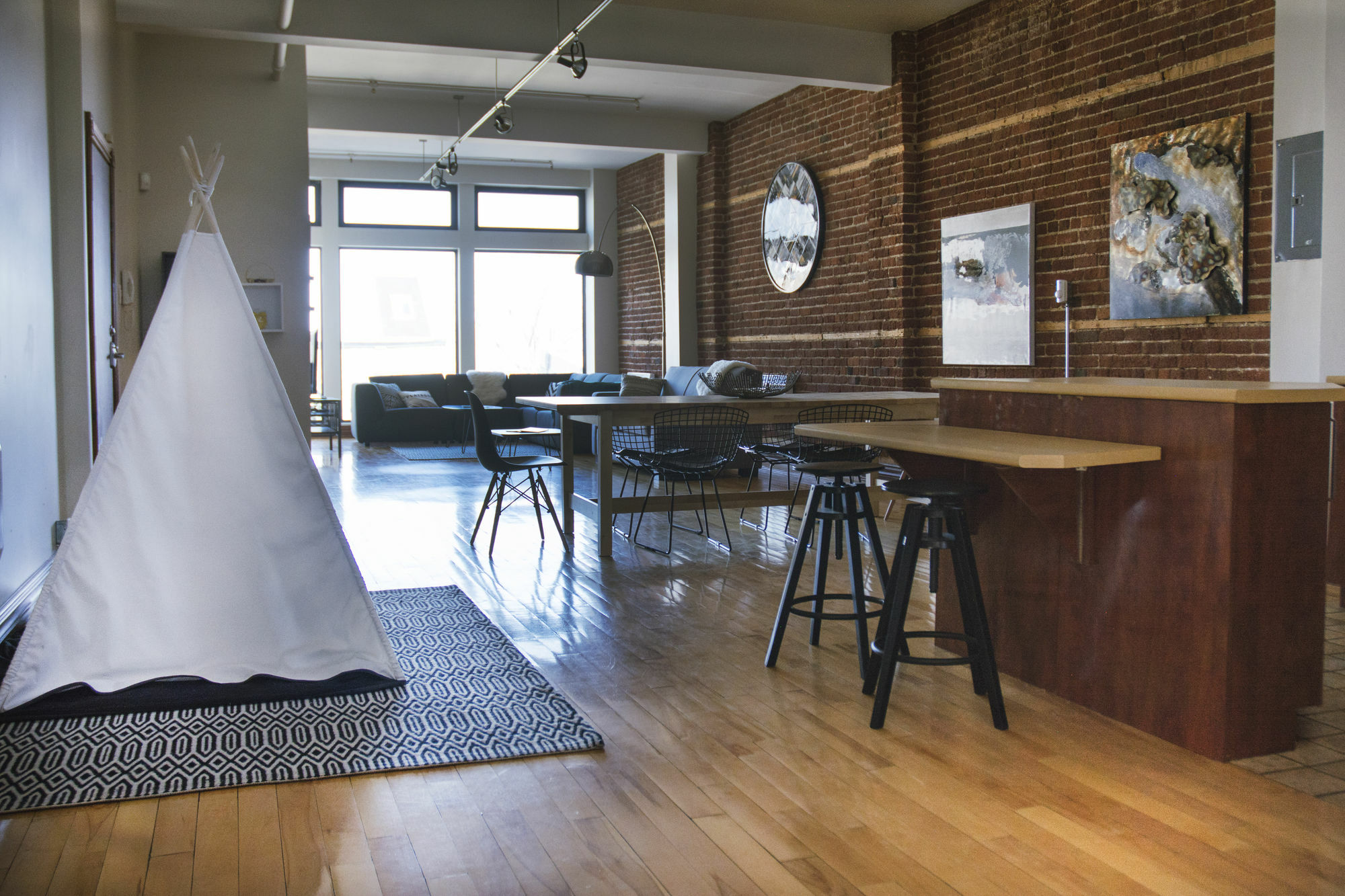 Loft Style 1br In Plateau By Sonder * Montreal