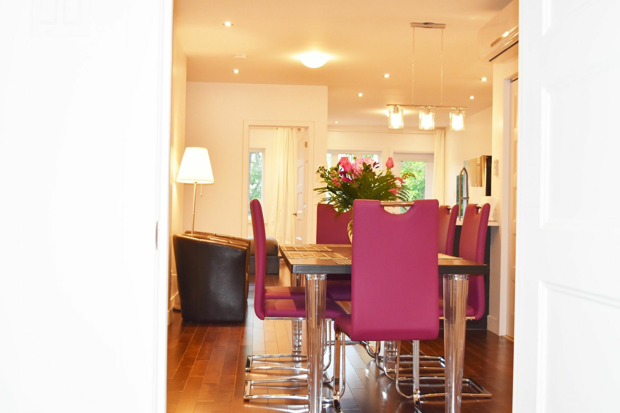 Lmvr - Le Saint-laurent Apartment