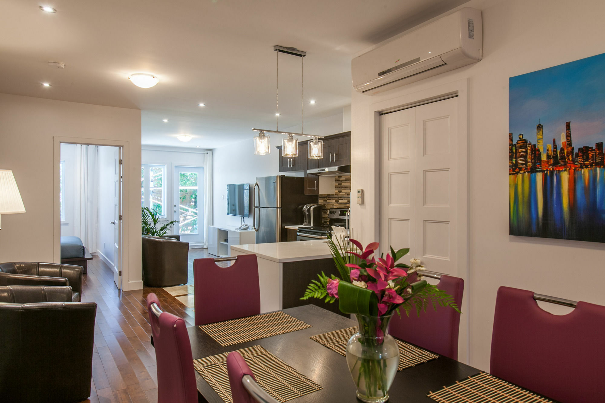 Lmvr - Le Saint-laurent Apartment