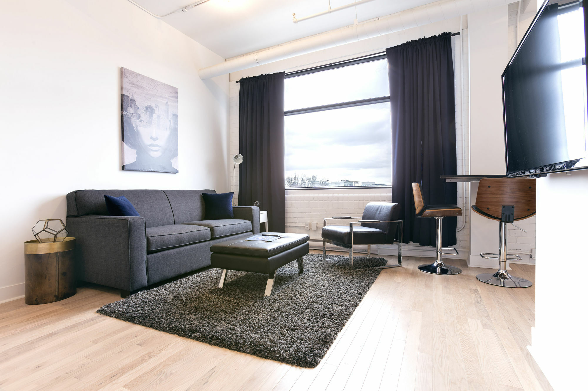 Industrial In Plateau By Sonder