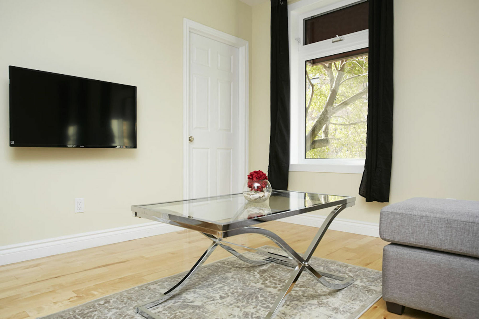 Lively 1br In The Village By Sonder * Montreal