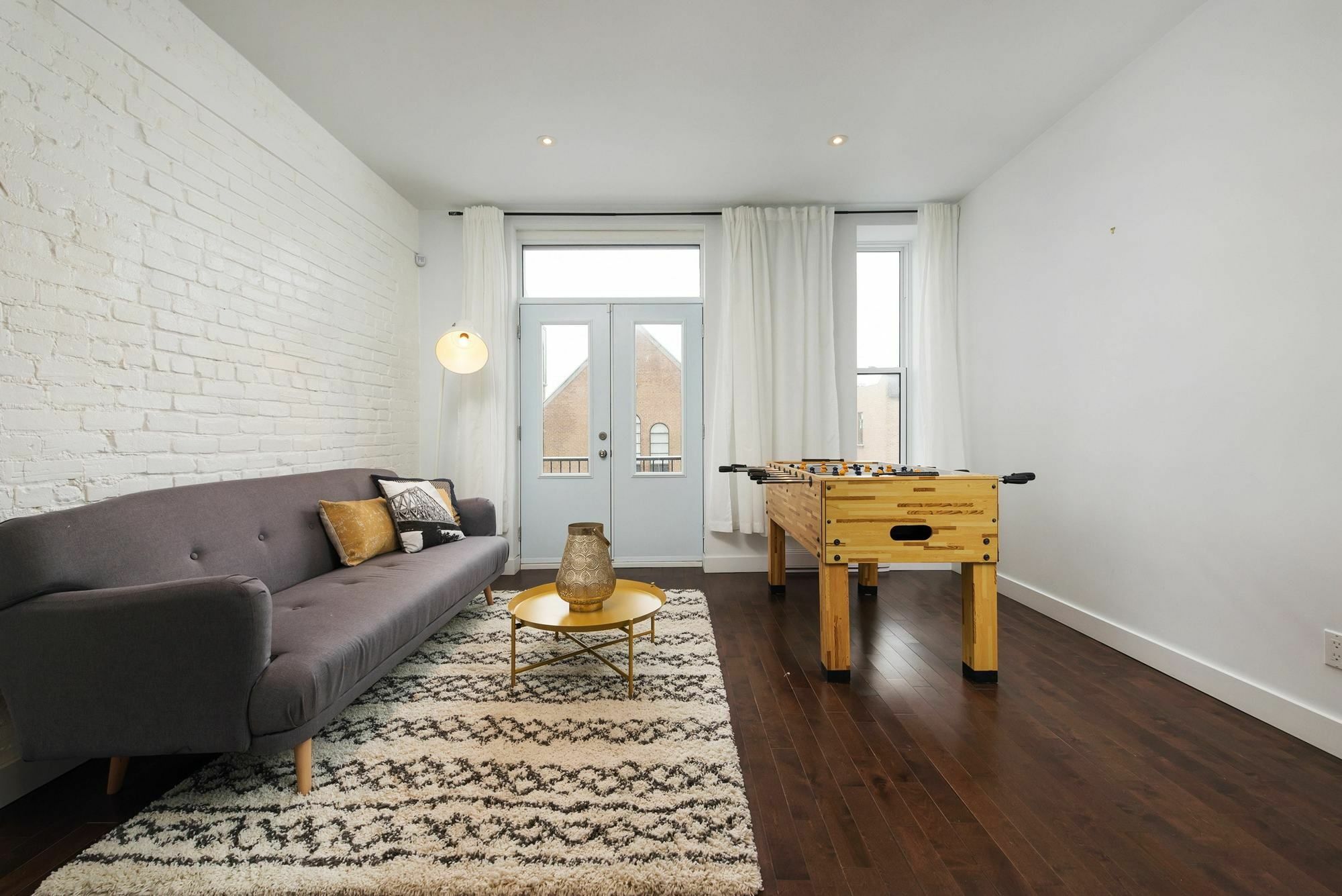 Brilliant 3br In Plateau Montreal