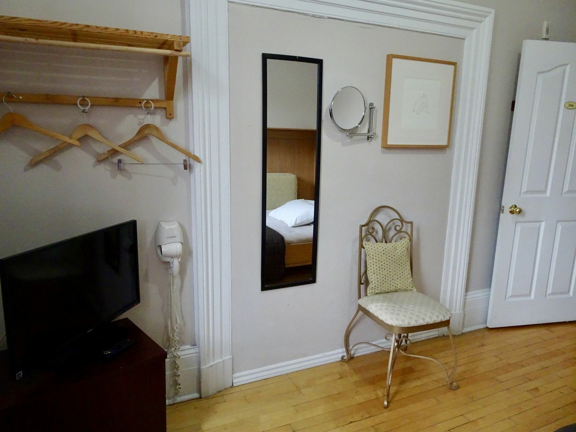 & Espace Confort 3* Montreal