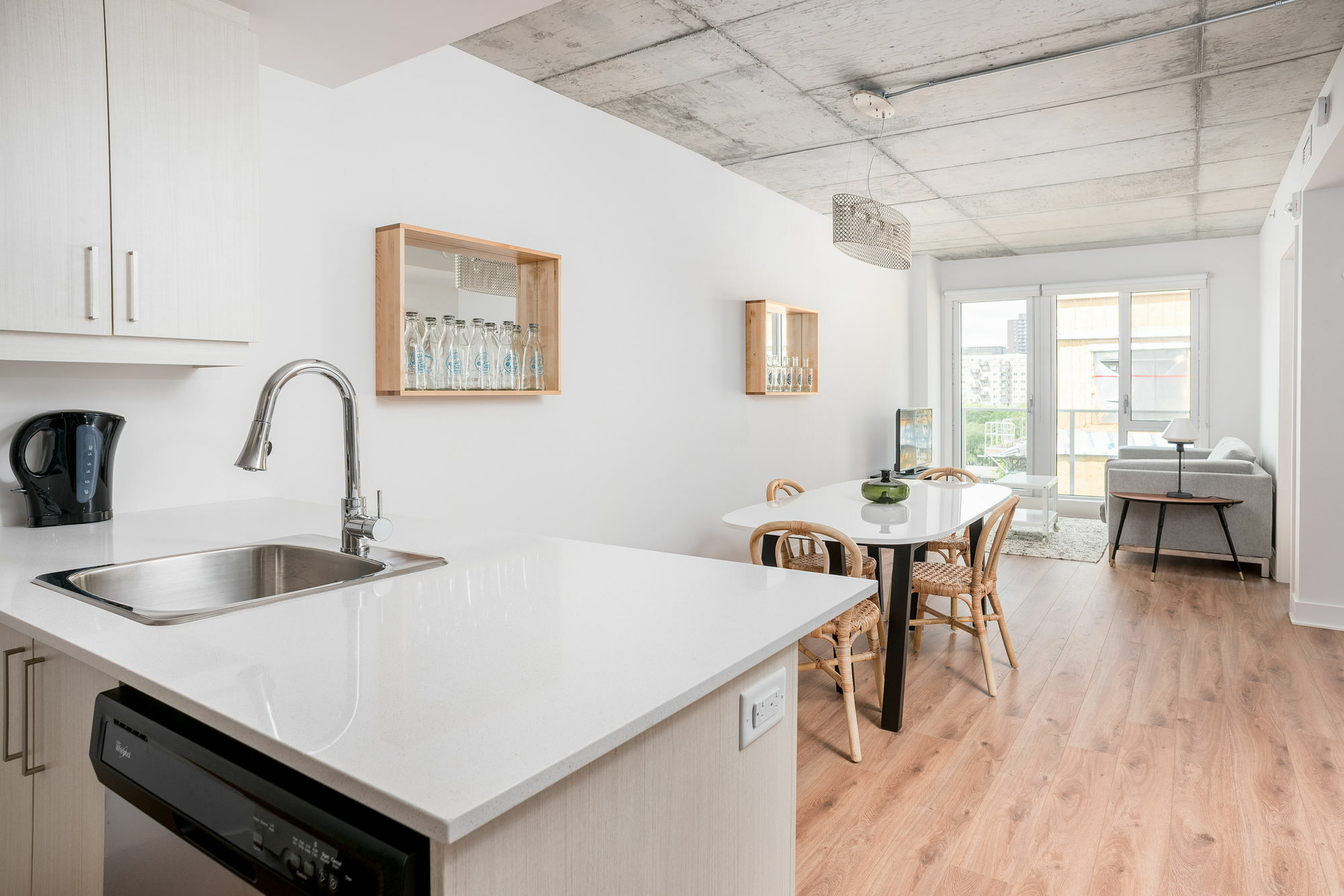 Apartment Chic 1br In Festival Quarter By Sonder Montreal