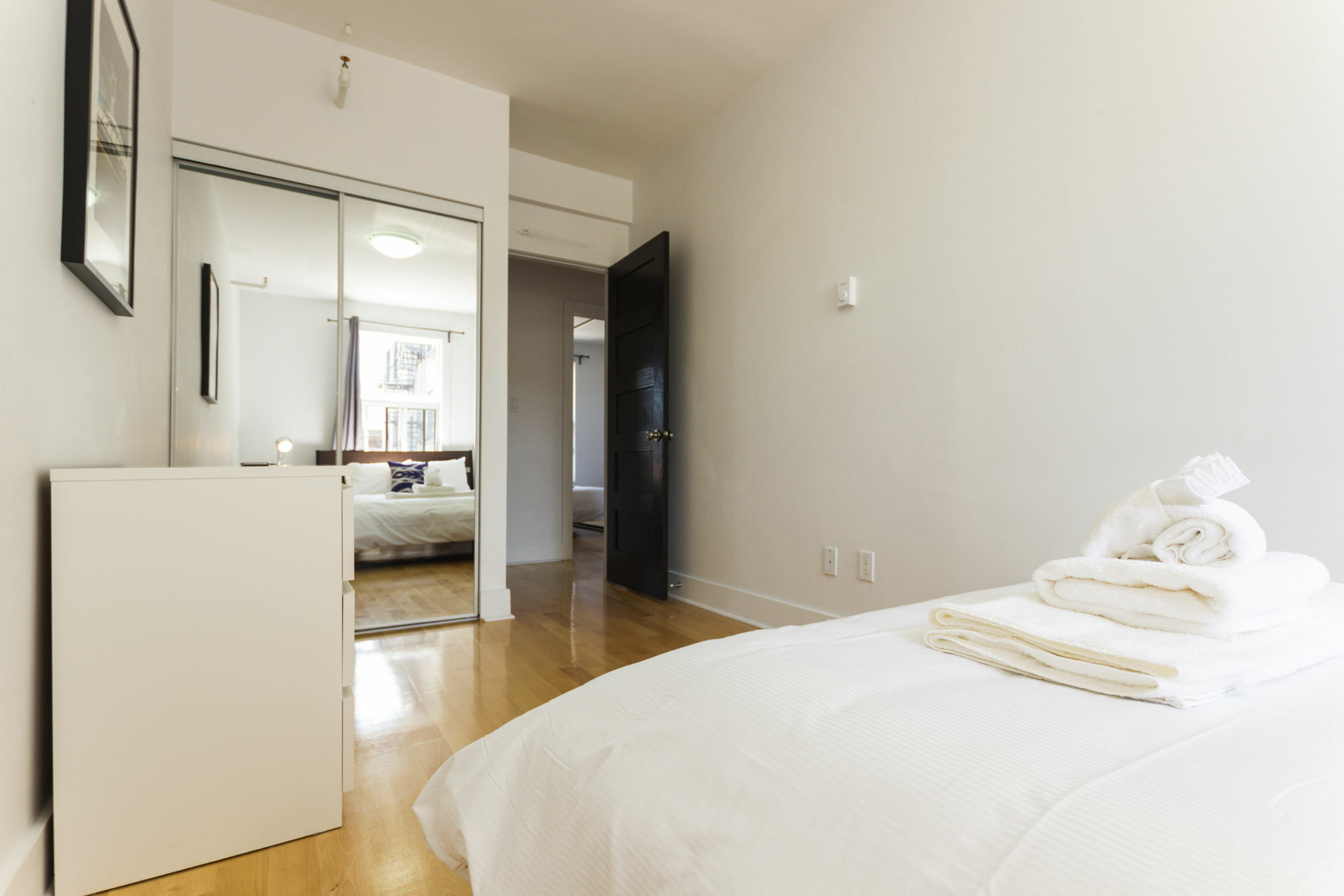 Apartment Artsy 5br In Plateau By Sonder