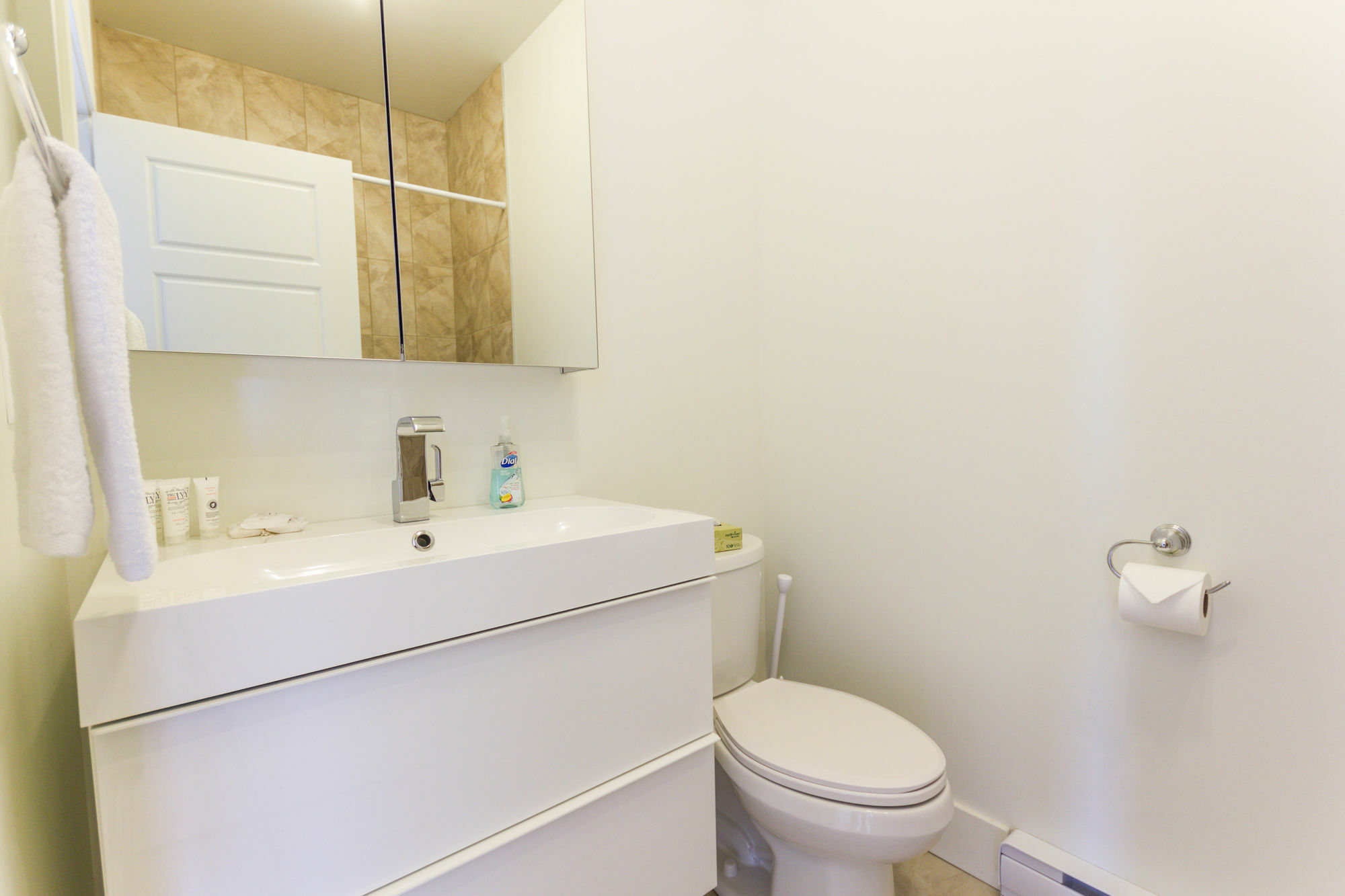 Modern 3br In Plateau By Sonder Montreal