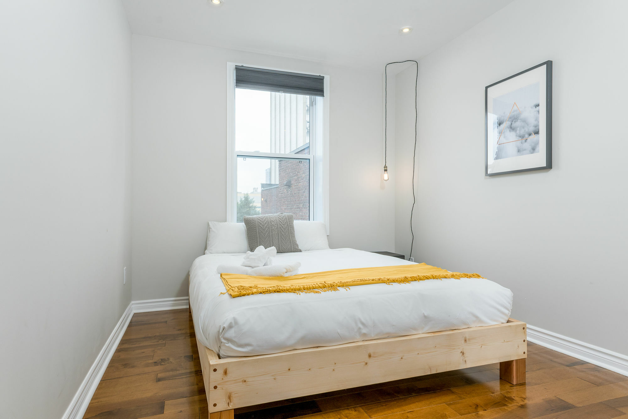 Charming 4br In Milton Park By Sonder * Montreal