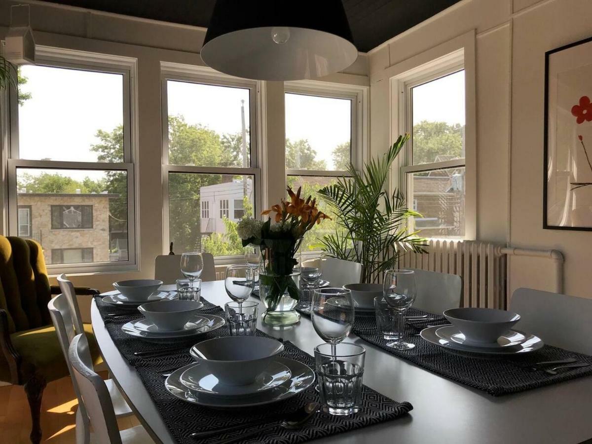 Jules & Jim Apartment Montreal