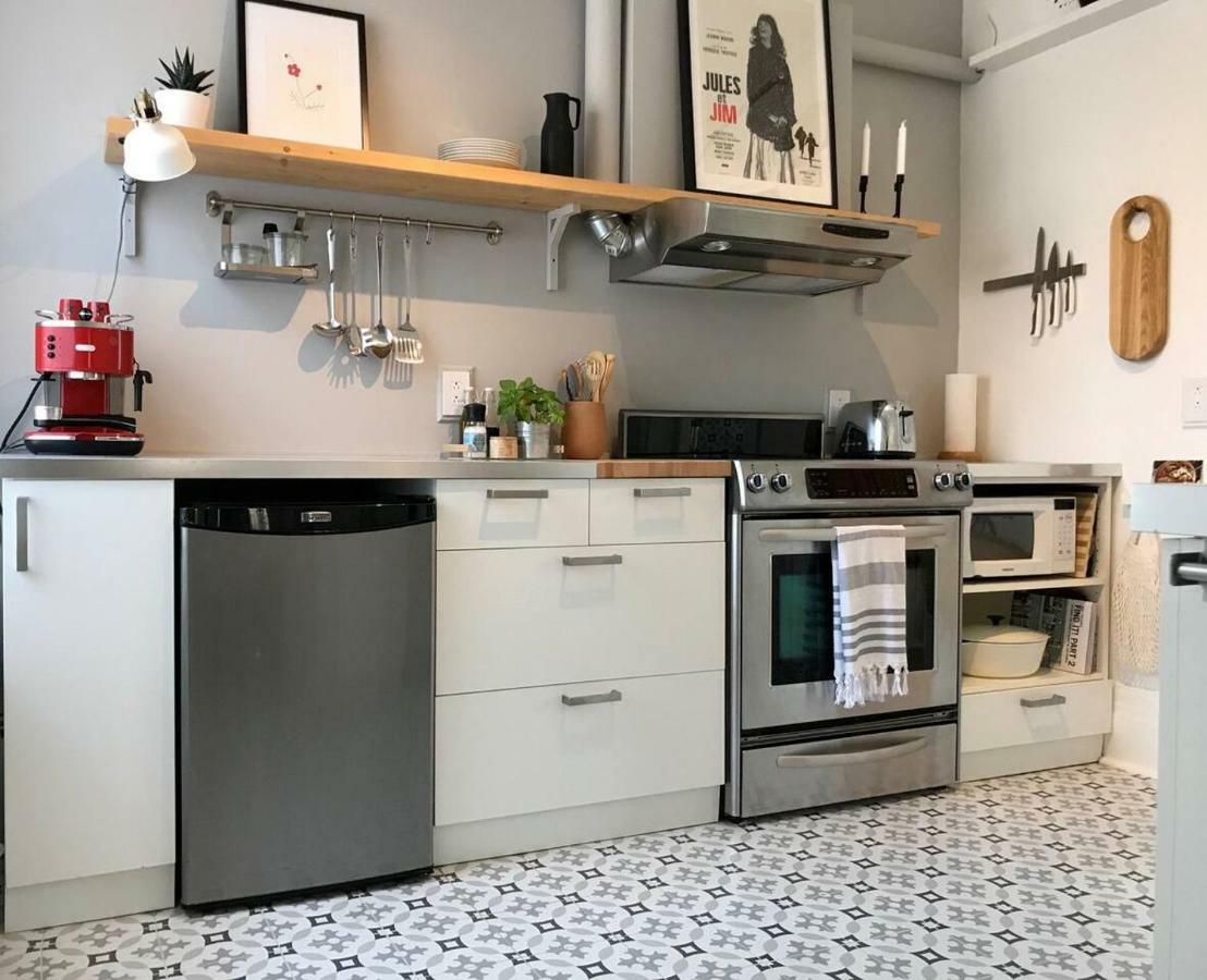 Jules & Jim Apartment