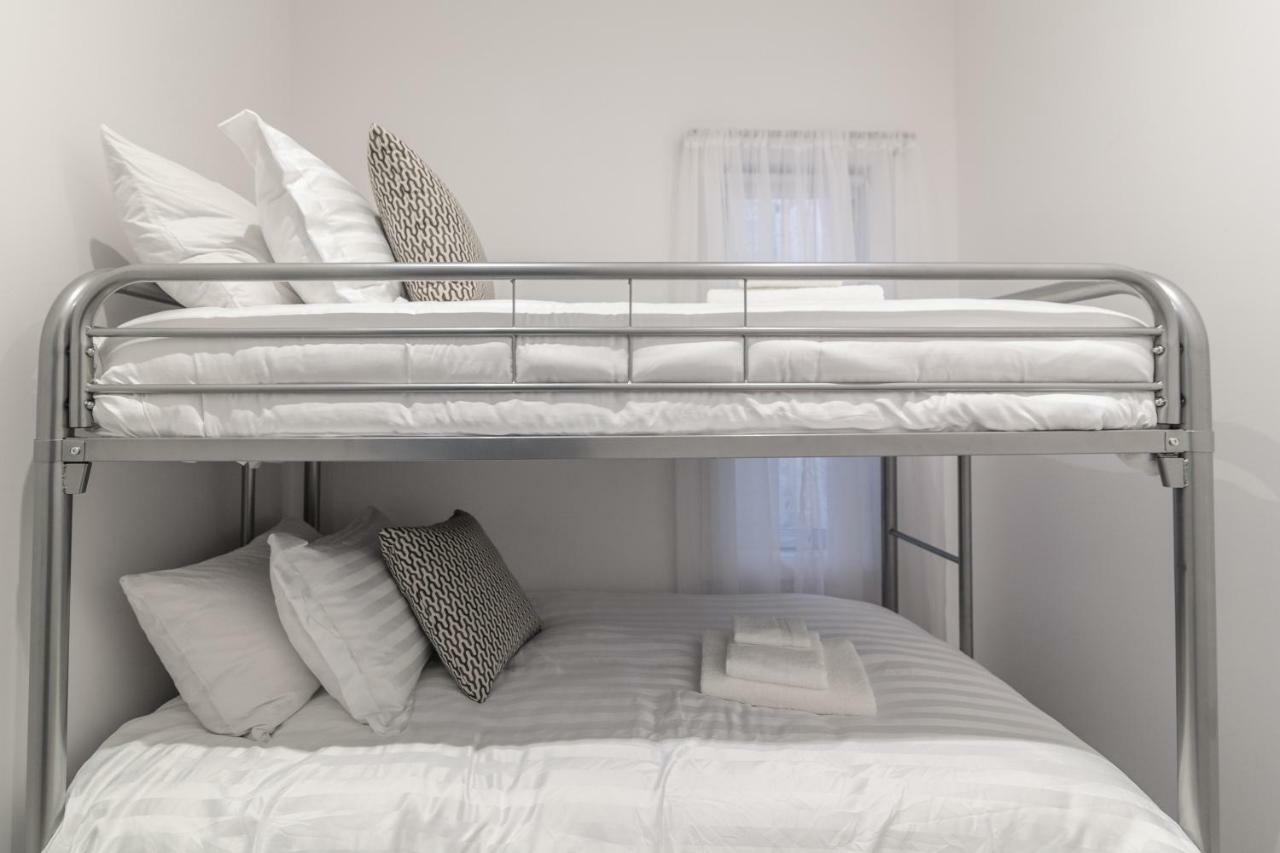 Parc Avenue Residences Mile End Montreal