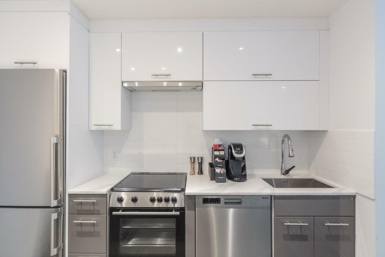 Parc Avenue Residences Mile End 4* Montreal