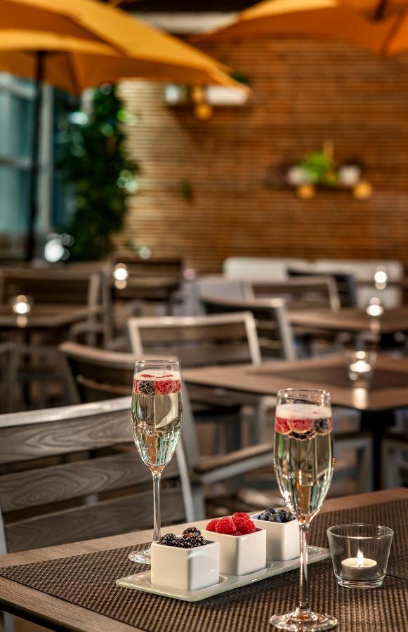 Sofitel Golden Mile Hotel