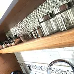 1220 Rue Saint-Marc