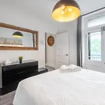 Montreal Styled 2 Bedroom Apartment On St-Denis Street