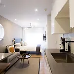 The Santamaria Golden Palms Studio By Den Stays