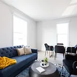 Stunning 1 Bedroom In Mile End By Den Stays