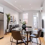 New Classy 2 Bedroom Apartment In Le Plateau By Denstays