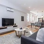 Welcoming And Homey Unit Near Mount Royal By Denstays
