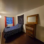 Full Kitchen / Metro Atwater / High Speed Internet