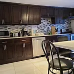 Cozy Apartments In Downtown Of Montreal