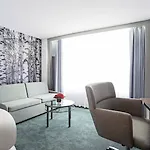 Novotel Montreal Center